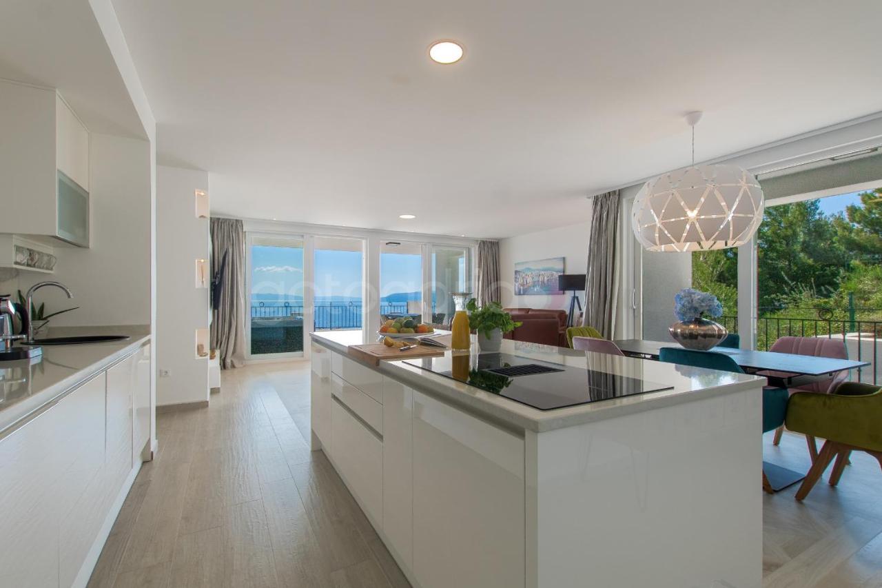 Apartment Smaragd - Opal - Luxury With Shared Pool And Private Hot Tub *