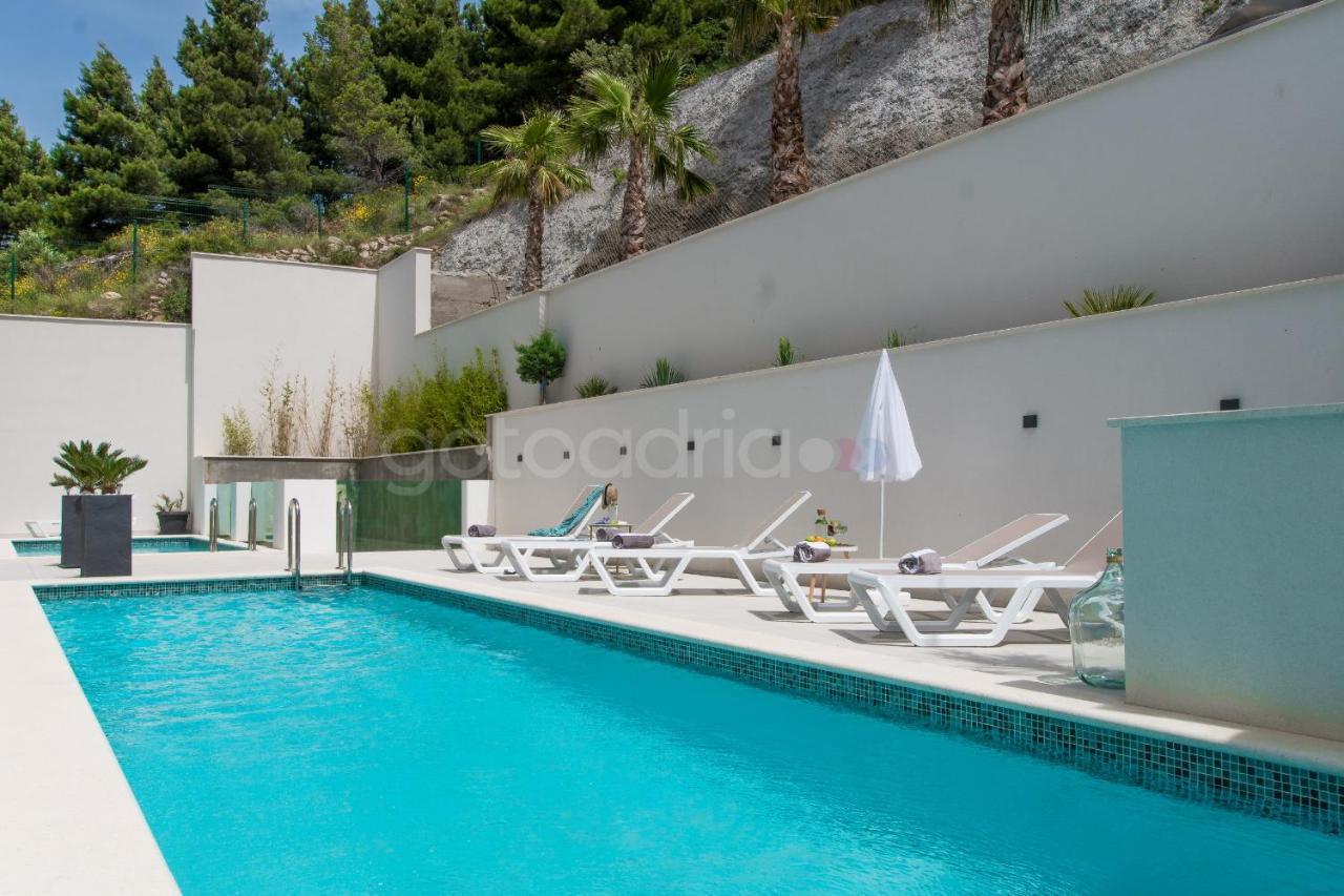 Smaragd - Opal - Luxury With Shared Pool And Private Hot Tub Apartment *