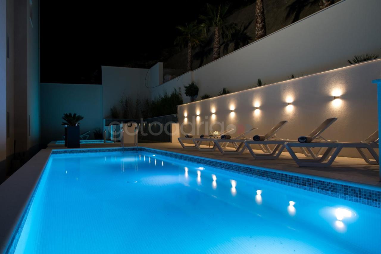 Smaragd - Opal - Luxury With Shared Pool And Private Hot Tub * Makarska